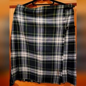 Jedburgh Kiltmakers Pure Wool Black and White Knee-length Wrap Skirt for Work